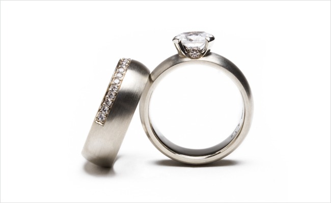 Oval diamond solitaire, with white gold and diamond wedding band