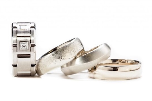 19K White Gold Wedding Bands
