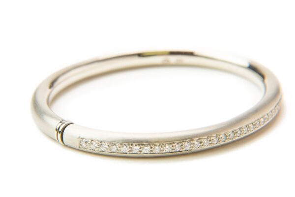 Hinged Oval Bracelet with Diamonds